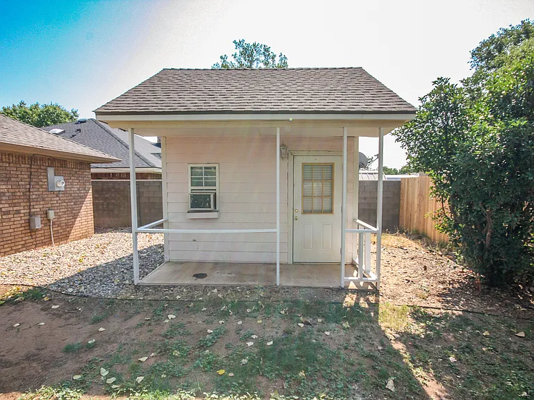 421 Chanticleer Pl — Photo 26