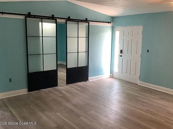 2nd image of 180 Richards Rd