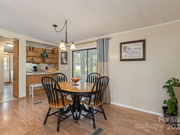 5th image of 103 Cumberland Dr