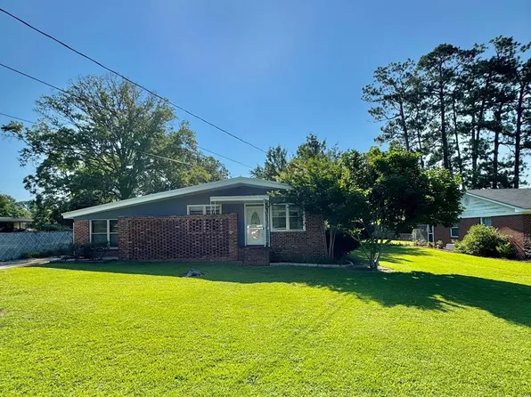 2403 Diana Ave, Tifton, GA 31794