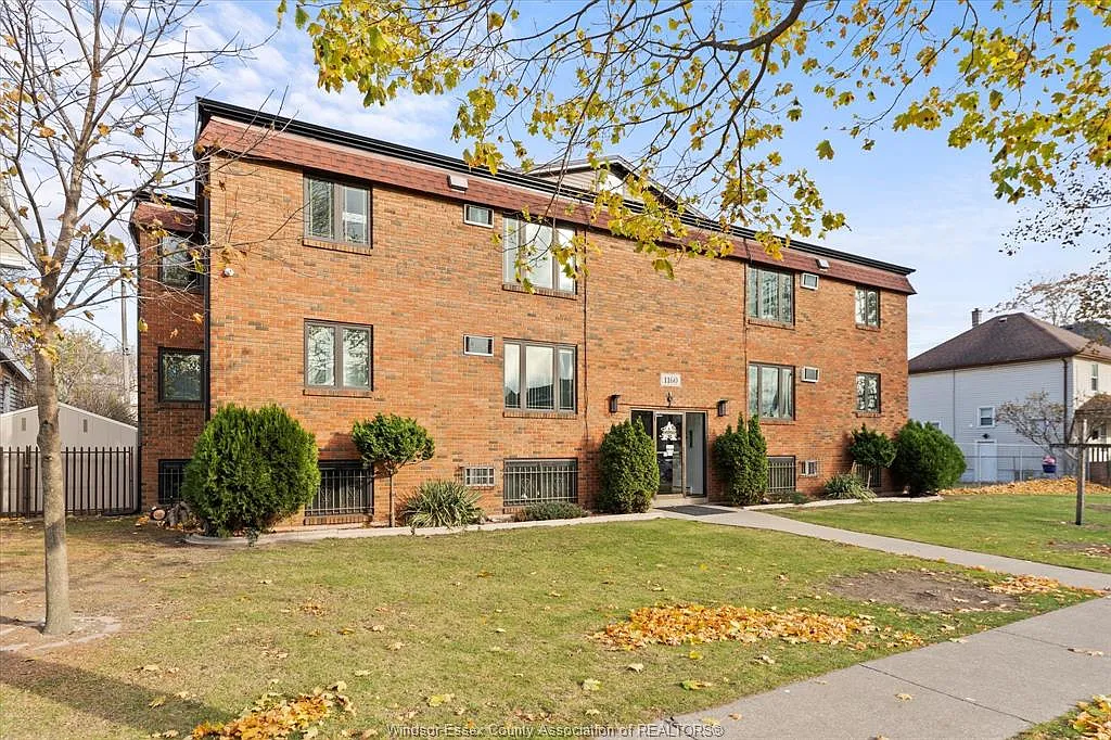 2 bed, $1,500 — Photo 3
