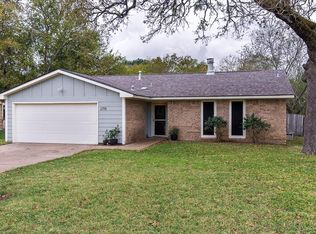 2715 Silver Maple Dr, Bryan, TX 77803