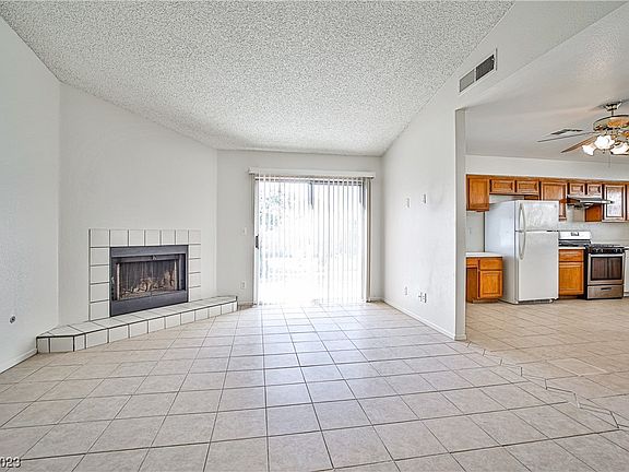 4th image of 6429 Chippindale Ln