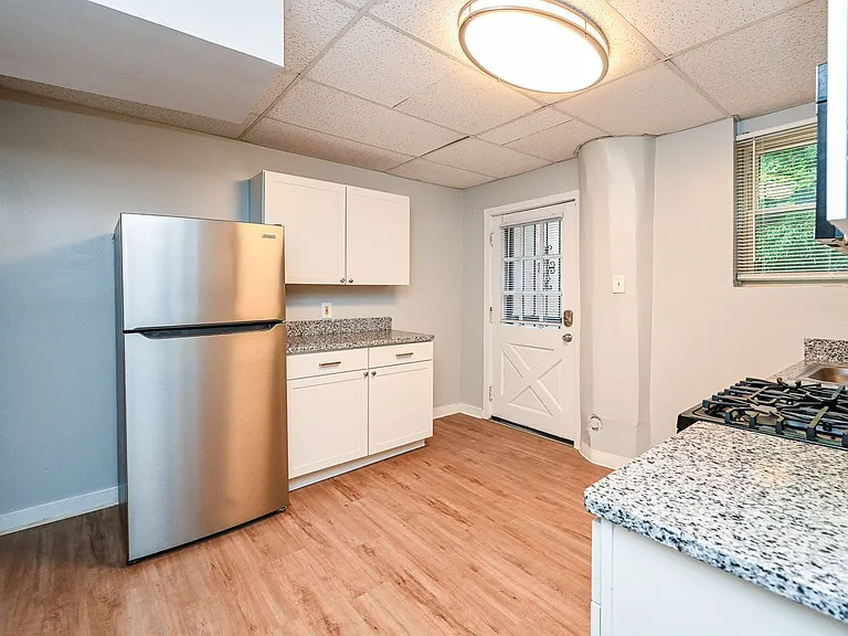 872 Clifton Crest Ter #3 — Photo 3