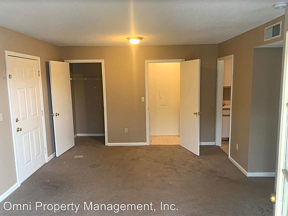 3rd image of 3605 Mynders Ave APT 202