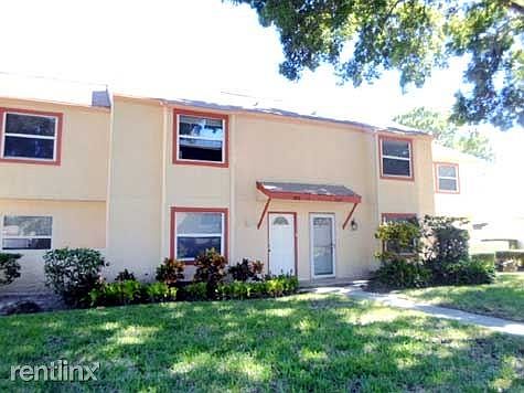 1st image of 1821 Clearbrooke Dr