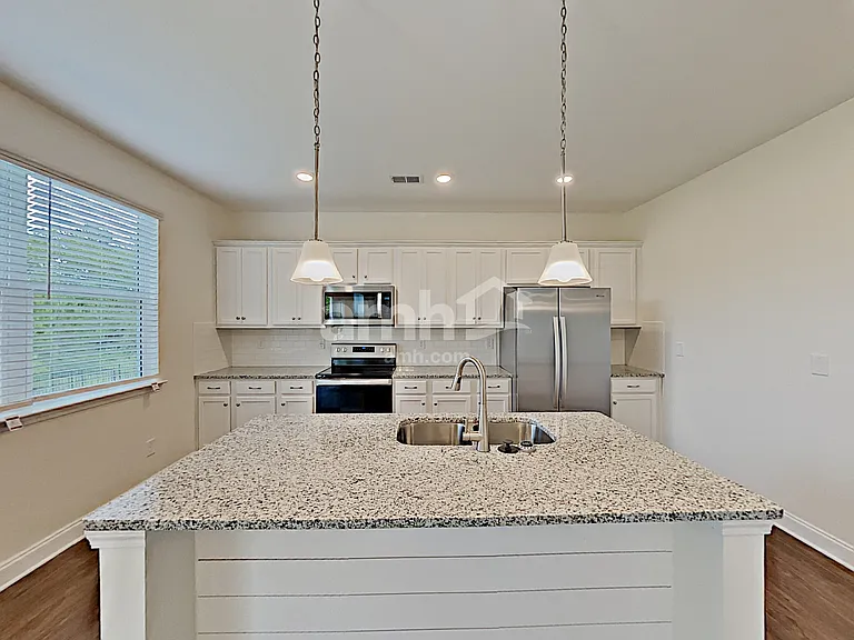 1110 Merlot Ct — Photo 4