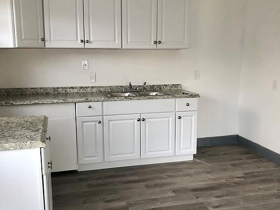 5th image of 1823 Woodway Dr