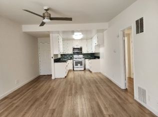 11035 Hayvenhurst Ave #21, Granada Hills, CA 91344