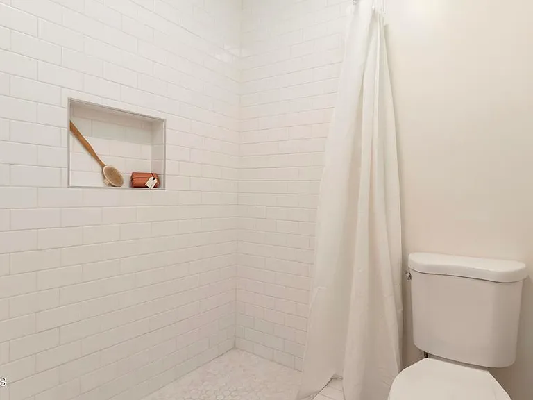5436 McCulloch Ave #5436F — Photo 32