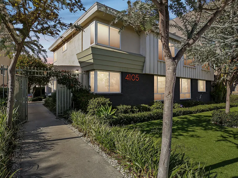 Secure, Stylish Property Near Leimert Park & Baldwin Hills — Photo 9