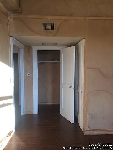 601 N Alamo St #203 — Photo 10