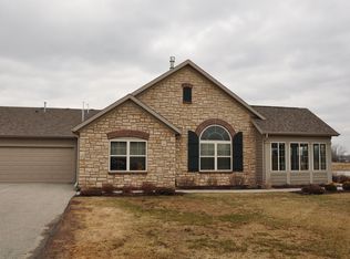 2212 E Tuscany Way, Appleton, WI 54913