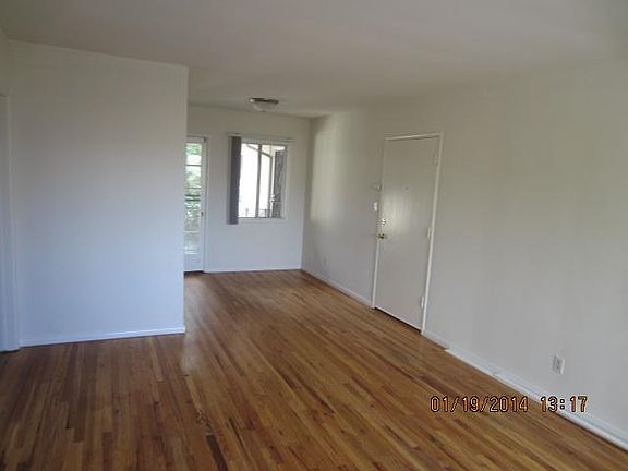 3rd image of 1220 Havenhurst Dr APT 9