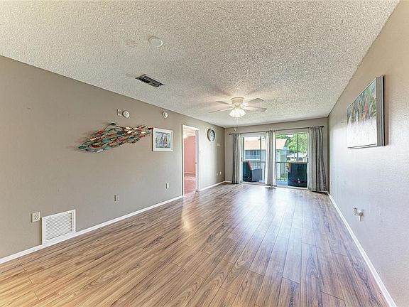 4th image of 3983 MACEACHEN BOULEVARD #434