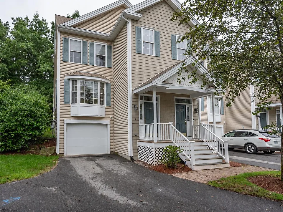 69 Georgetowne Dr