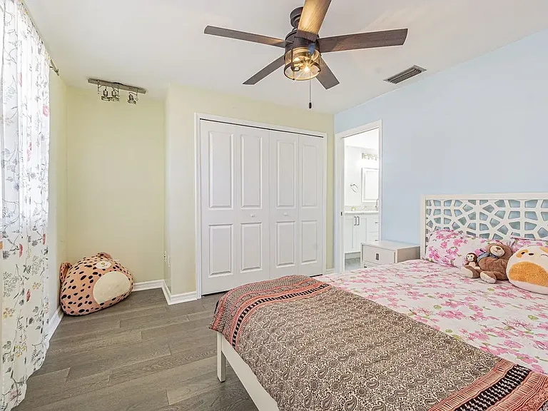 2114 S Venus St — Photo 19