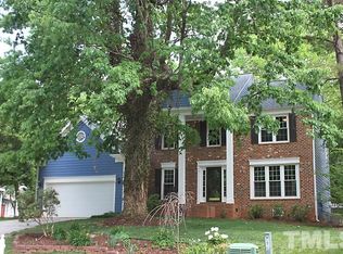 103 Woodruff Ct, Cary, NC 27518