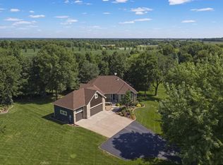 17830 N Diamond Lake Rd, Dayton, MN 55327