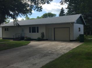 1110 5th Ave, Cando, ND 58324