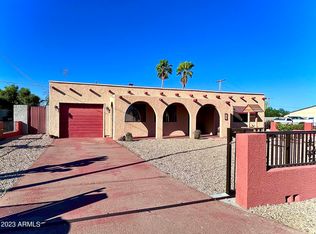 257 Peretz Cir, Morristown, AZ 85342