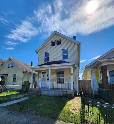 121 Gordon Ave Photo 1