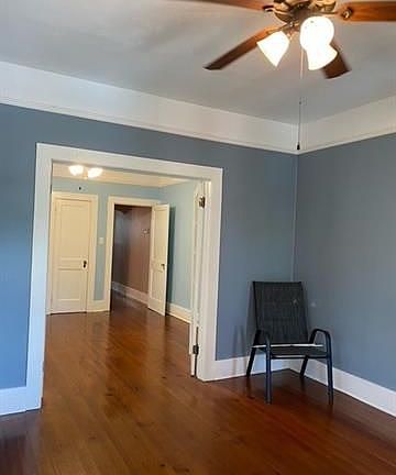 4th image of 3049 Grand Ave