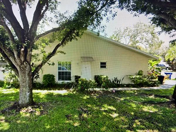 2 bed, 1147 sqft, $2,300 — Photo 1