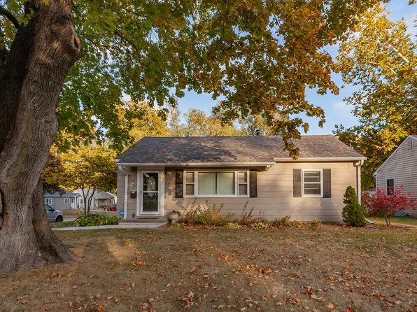 1529 62nd St, Des Moines, IA 50311