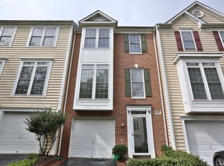 4038 Fairfax Center Hunt Trl, Fairfax, VA 22030
