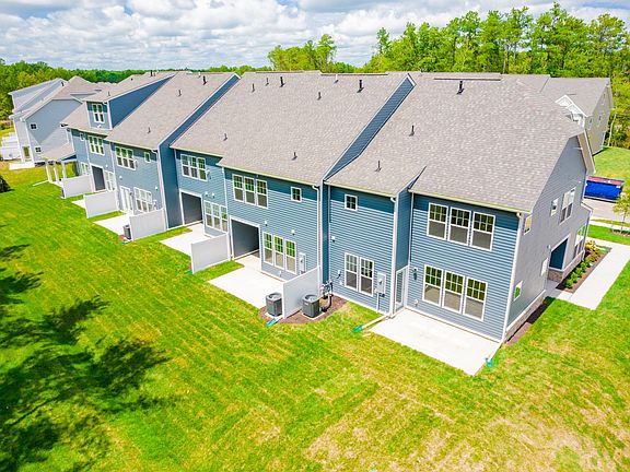 Backyard with great Privacy