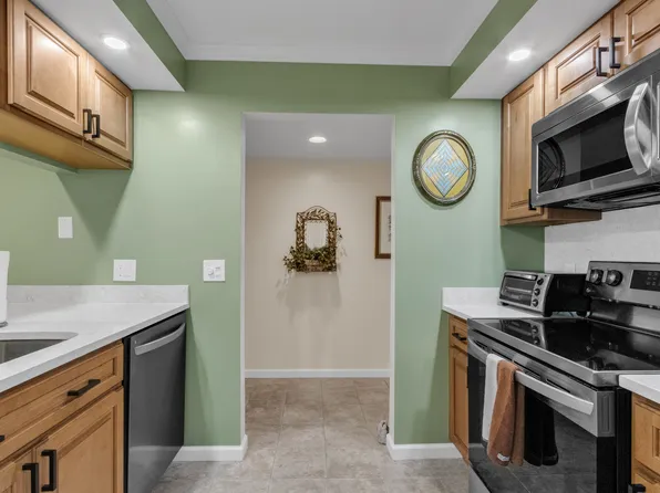 39 Plantation Dr, Vero Beach, FL