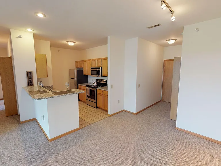 Seminole Woods Apartments — Photo 123