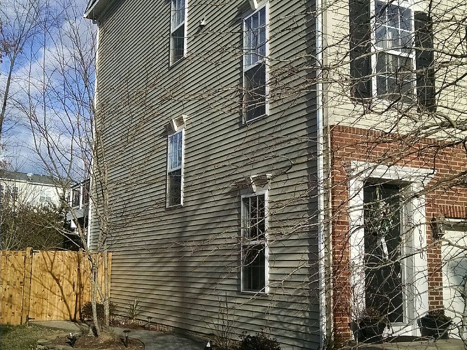 2nd image of 16010 Pitner St