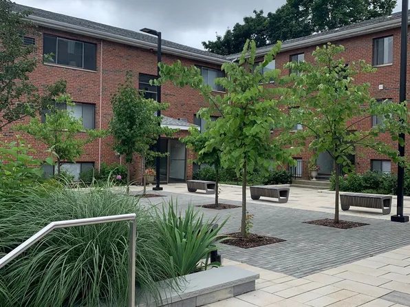 392-396, 400, 404 Langley Road, 392 Langley Rd #400307, Newton Center, MA 02459