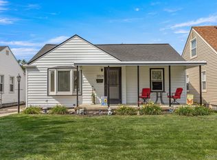 13508 Walnut St, Southgate, MI 48195