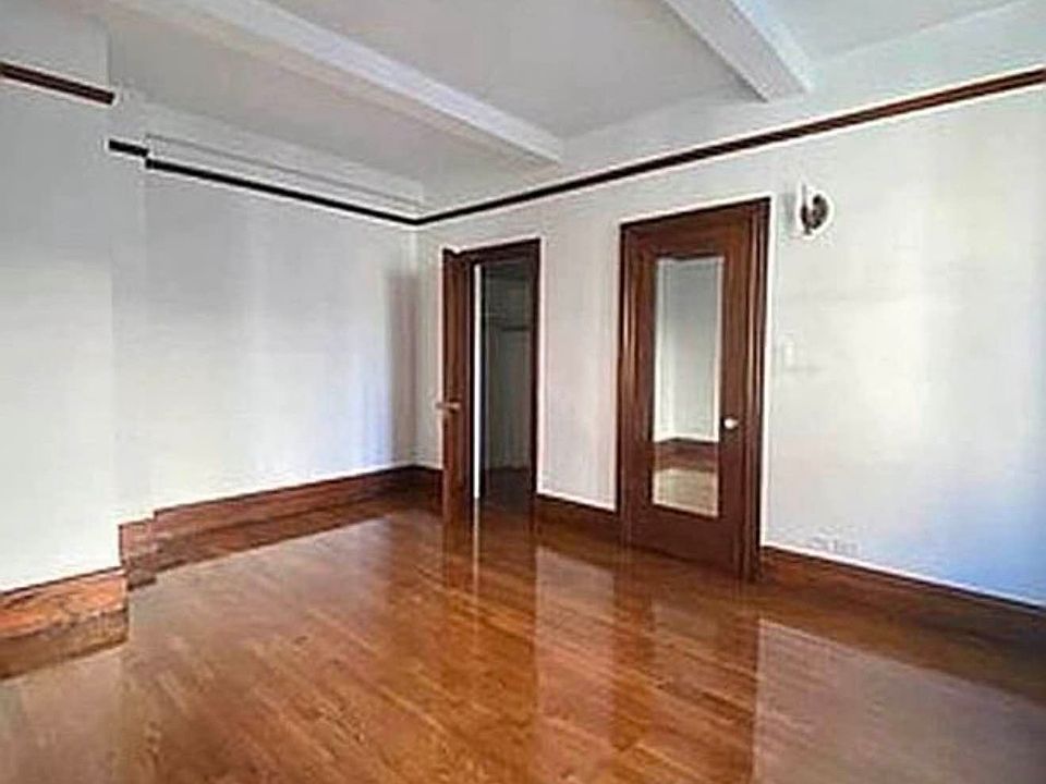 2nd image of 170 W 74th St #416