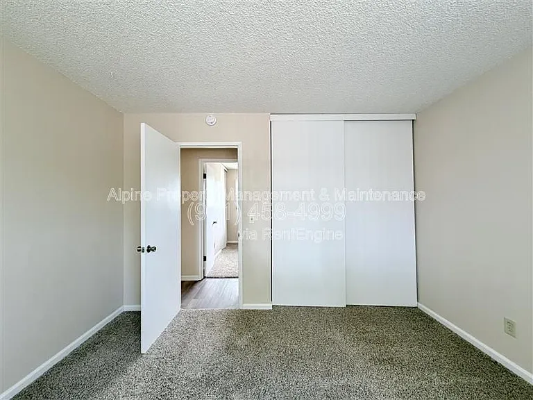 5625 SE Gladstone St #14 — Photo 15