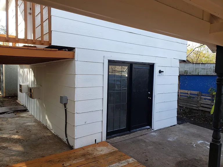 1215 E Whittaker St #B — Photo 3