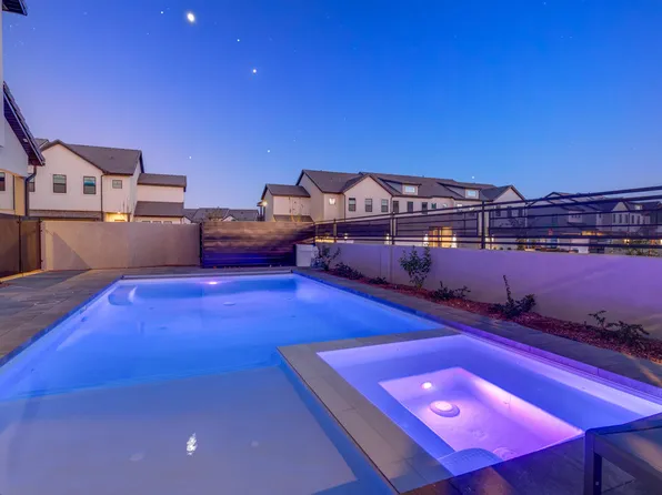 2600 Ocotillo Way Unit 42, Santa Clara, UT 84765