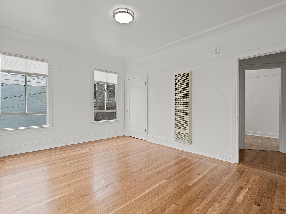 2nd image of 3035 Webster St #6A