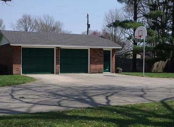 4th image of 49 Trout Dr