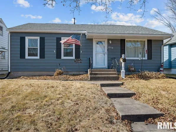 2210 44th St, Rock Island, IL 61201