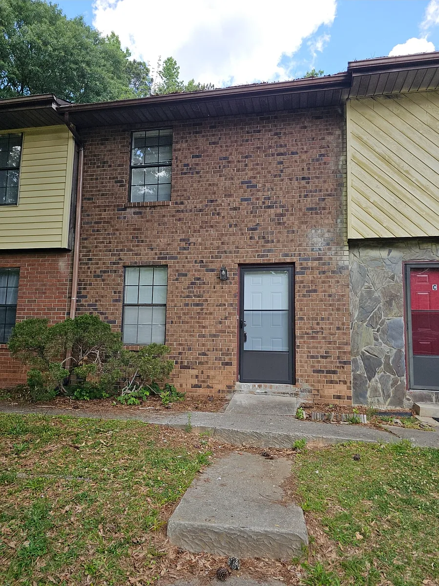 Building Photo - 490 S Jeff Davis Dr #B