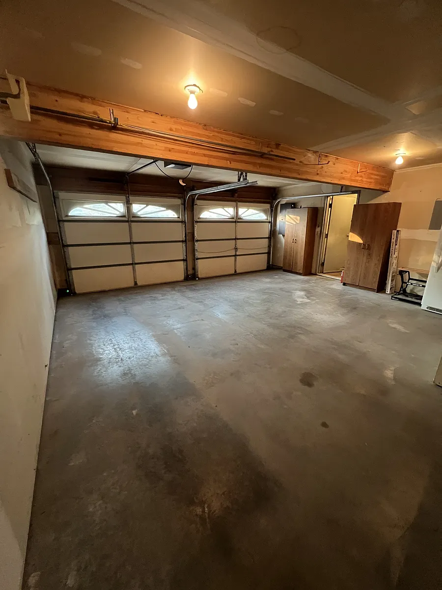 Building Photo - 201 W Geyser St #A