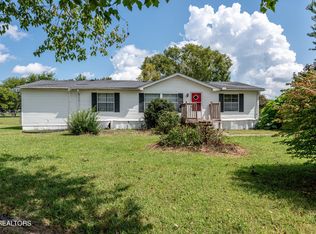 1222 Mountain View Cir, Maryville, TN 37801