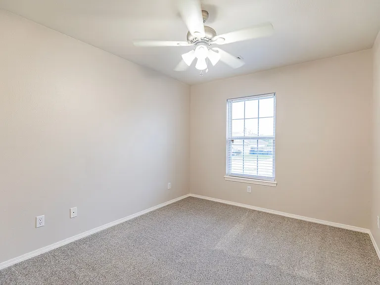 6206 SW Meadow Well Ave — Photo 12