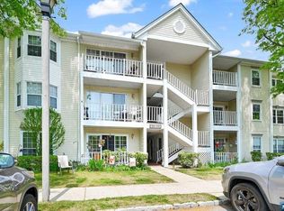 328 Linden St, Mahwah, NJ 07430
