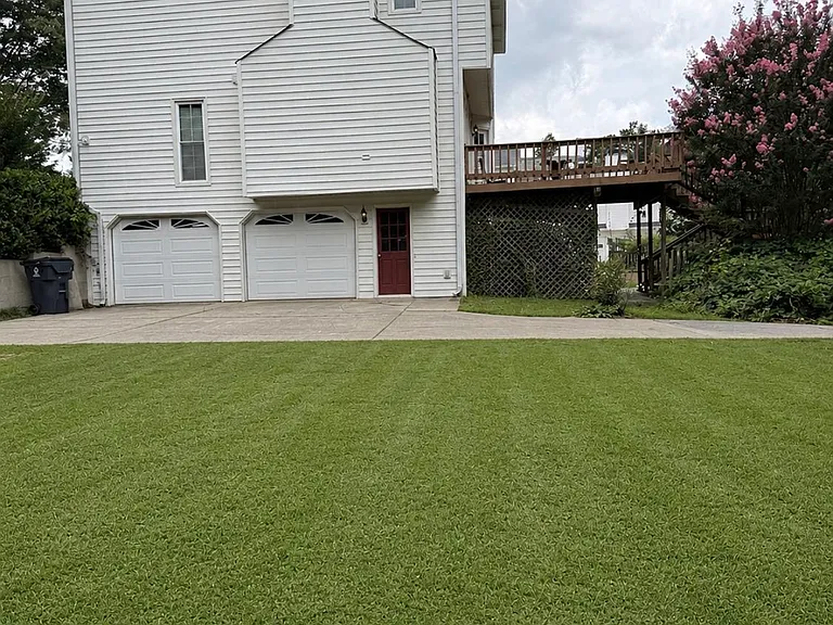 393 New Hope Rd — Photo 3