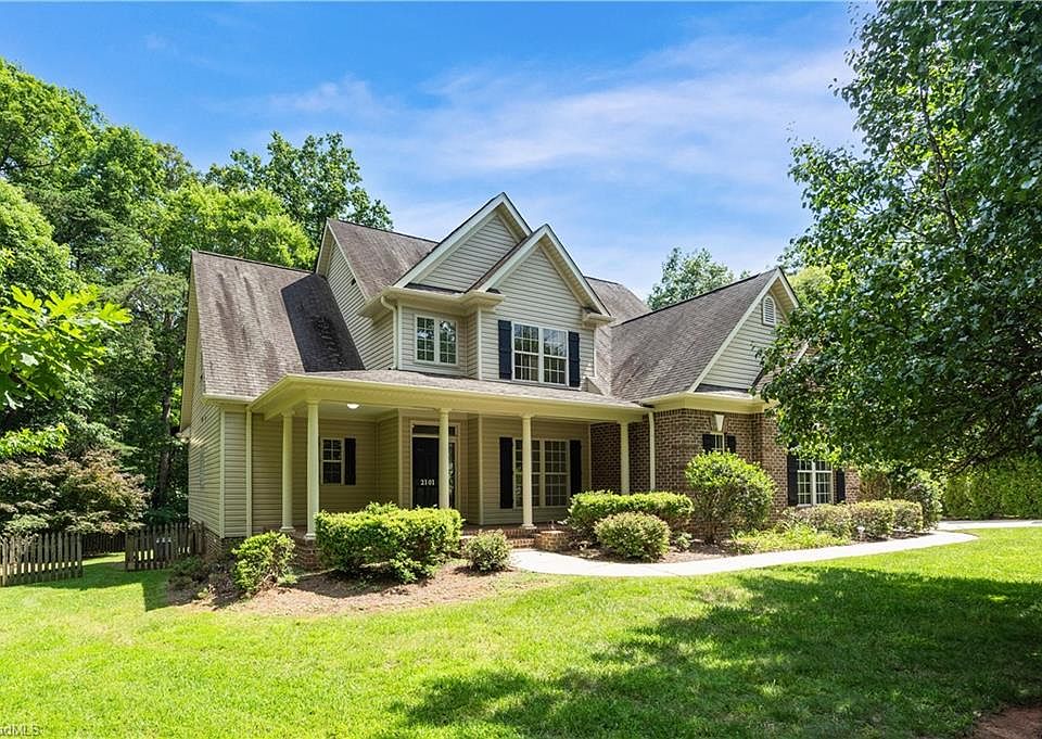1st image of 2101 Abbott Dr